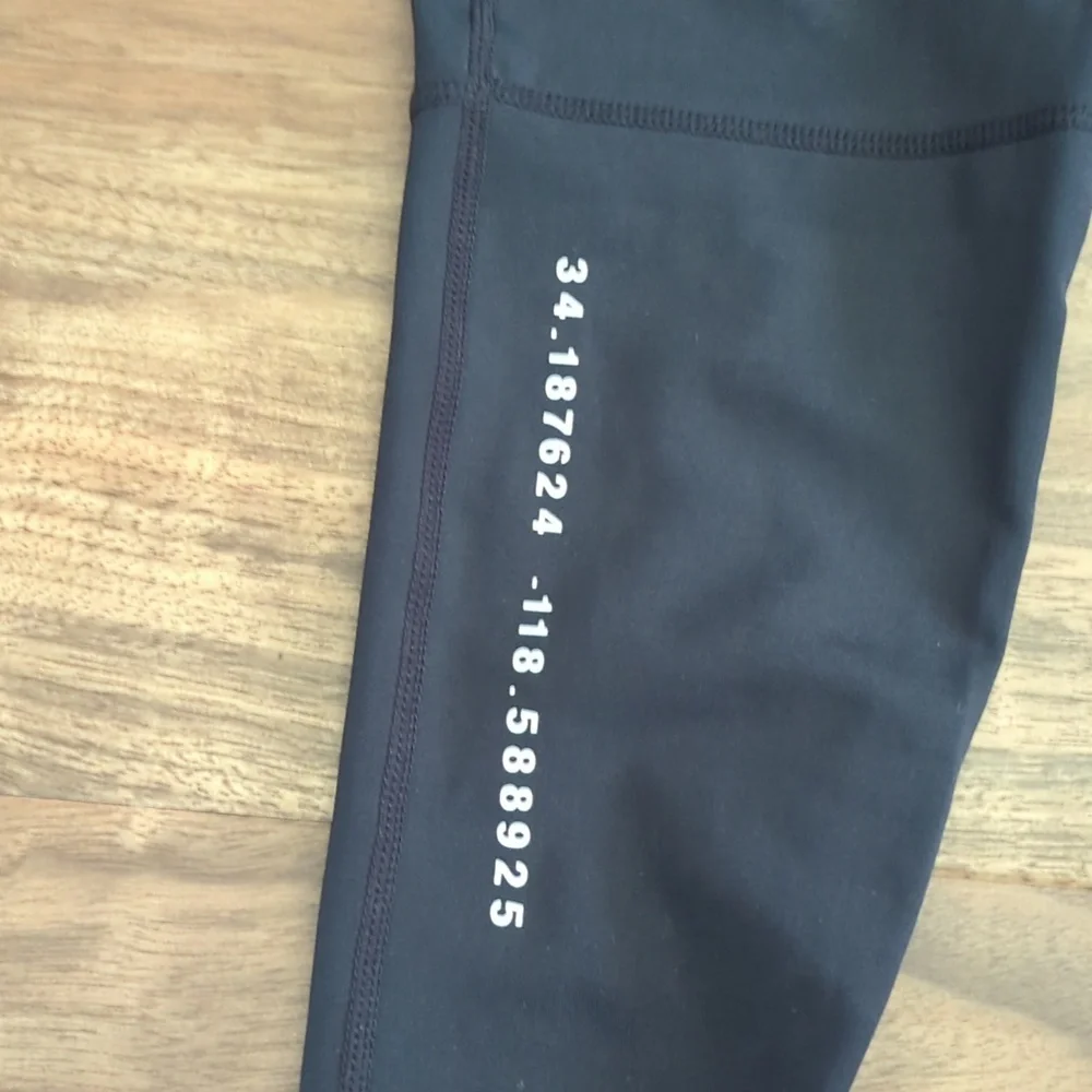 2 Pairs Rawgear Compression Running Leggings - Picture 7 of 9